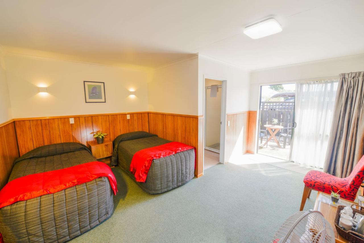 Wilderness Motel Accommodation Haast Bagian luar foto