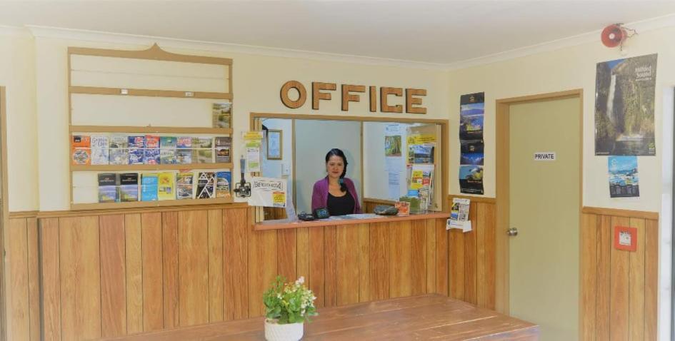 Wilderness Motel Accommodation Haast Bagian luar foto