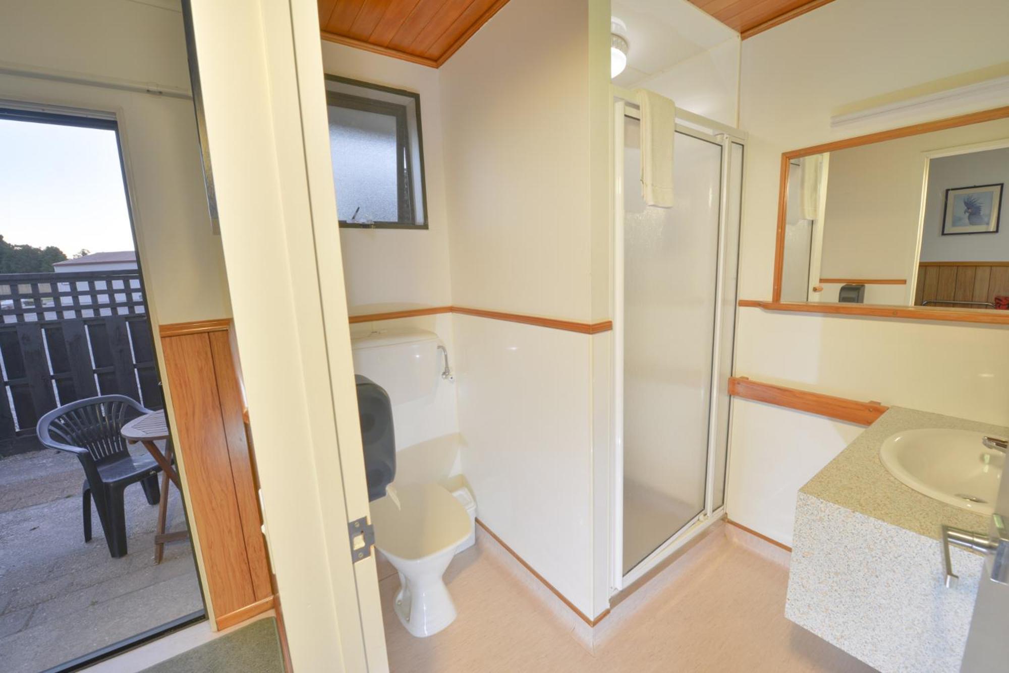 Wilderness Motel Accommodation Haast Bagian luar foto