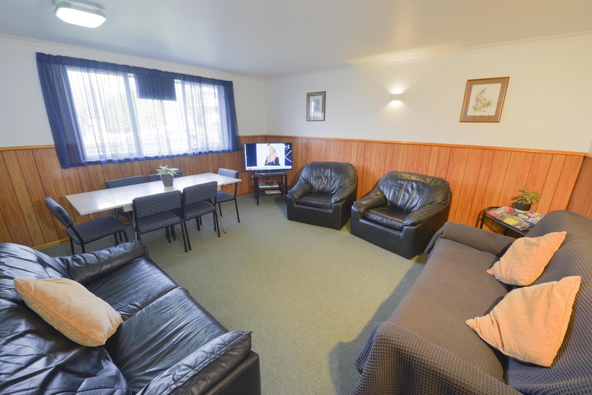 Wilderness Motel Accommodation Haast Bagian luar foto